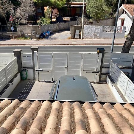 Apartamento Nuova Residenza Dei 7 Pini A Pochi Passi Dal Mare Porto Pino Exterior foto