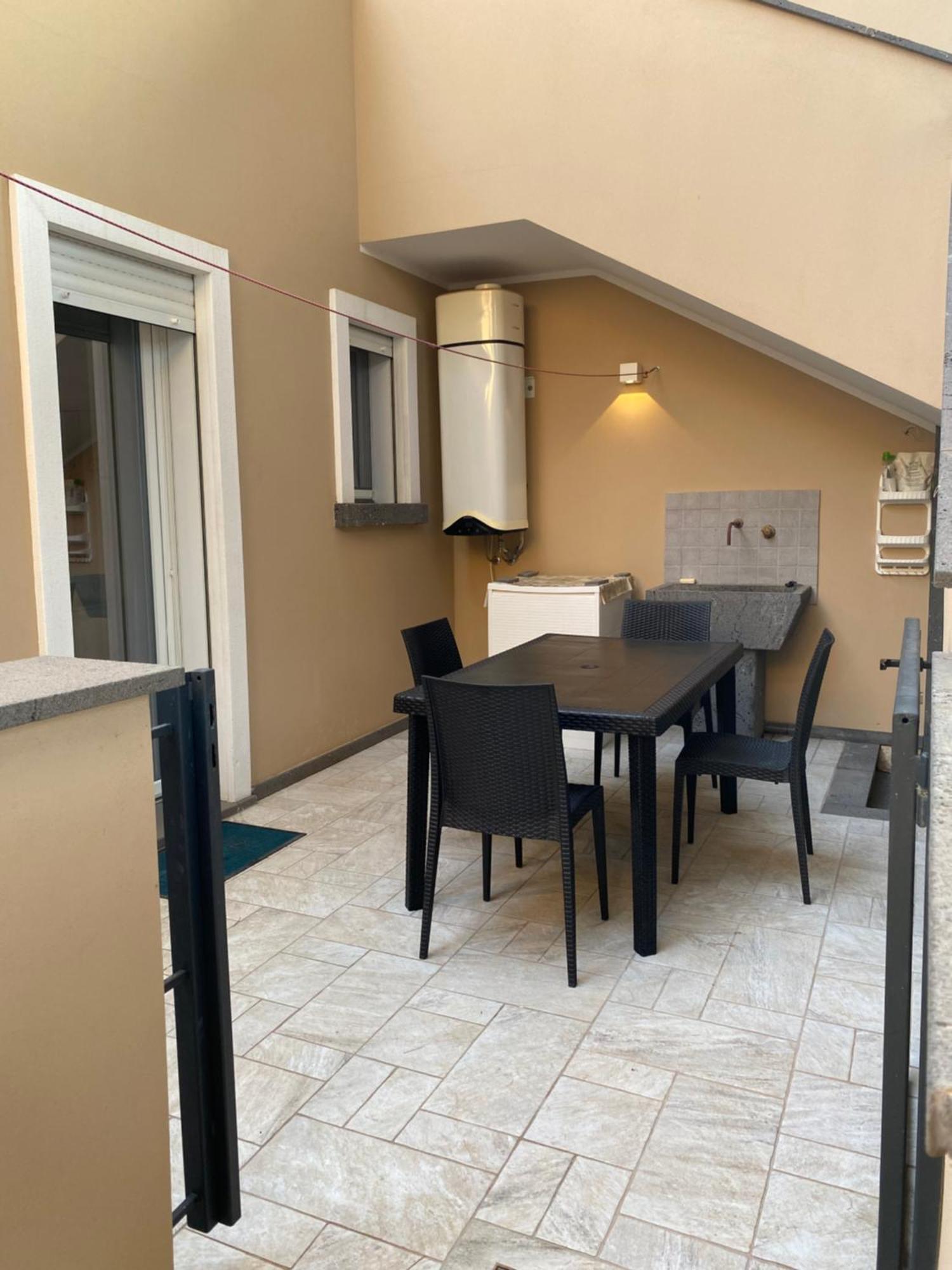 Apartamento Nuova Residenza Dei 7 Pini A Pochi Passi Dal Mare Porto Pino Exterior foto